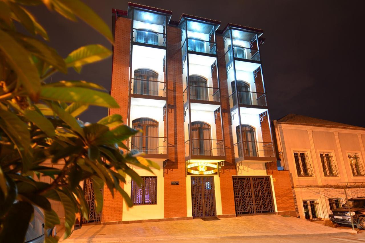 טביליסי Granada Hotel And Restaurant מראה חיצוני תמונה